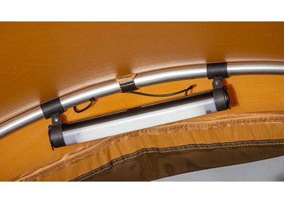 ARB TENT LIGHT 12V LED LAMPE MIT USB & ZIG. BUCHSE FÜR 25MM GESTÄNGE