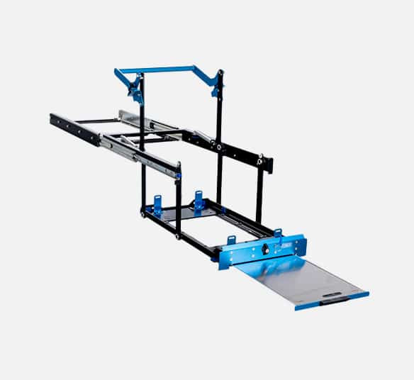 Produktbild des MSA 4x4 Dropslide Auszugs mit Tisch DS 40