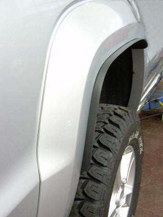 Kotflügellippe Mitsubishi KJOT