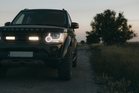 Lazer Lamps Kühlergrill-Kit Land Rover Discovery 4 (2014+) inkl. 2x Triple-R 750 G2 Elite