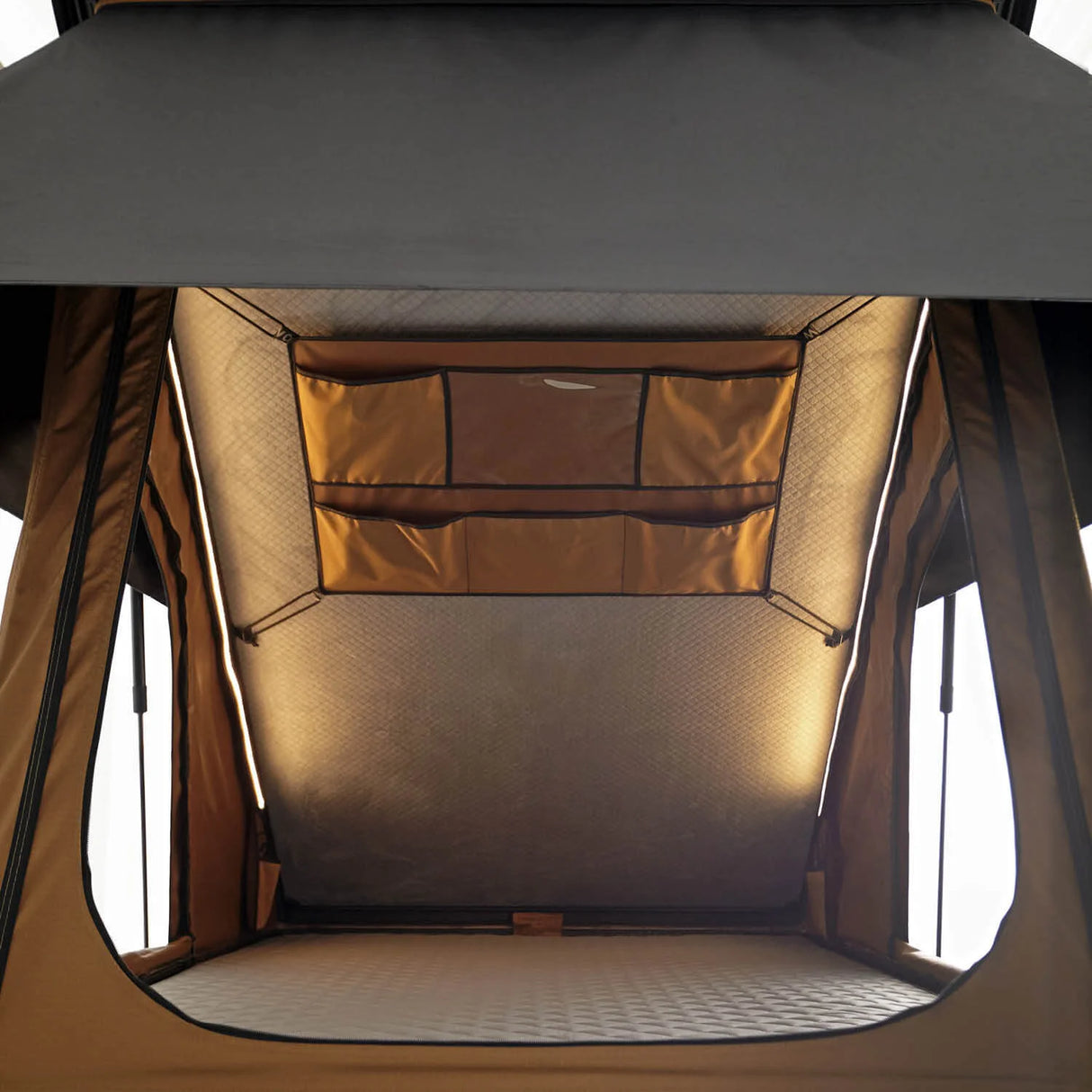 Vickywood aluminum hard shell roof tent CUMARU LIGHT