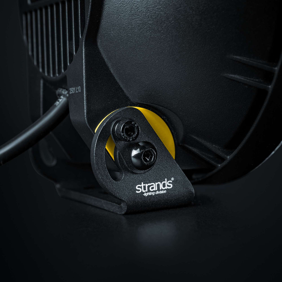 Strands IZE LED OG DRIVING LIGHT 9″ – Ansicht 2