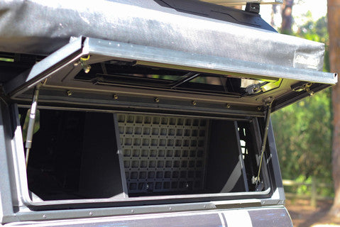 Alu-Cab Molle Platten für Hardtop Seitenfach 560