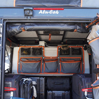 Alu-Cab Canopy Camper Canvas Taschensystem Wassertank