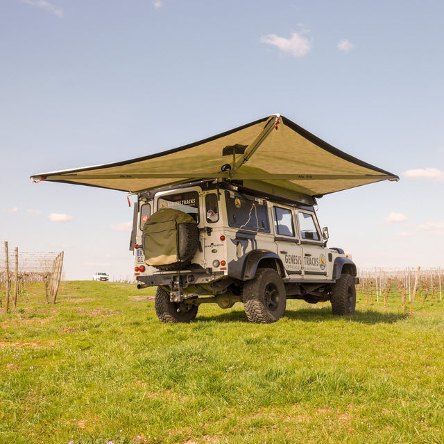 Alu-Cab 270 Grad Markise rechte Seite am Fahrzeug – Genesis Original