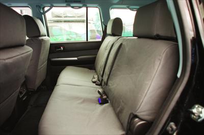 Ironman 4x4 Canvas Sitzbezüge mit integrierten Taschen für Landkarten (Hinten) für Hilux Revo 2015+