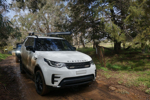 Lazer Lamps Kühlergrill-Kit Land Rover Discovery 5 (2017+) inkl. 2x ST4 Evolution