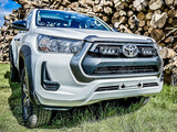 Lazer Lamps Kühlergrill-Kit Toyota Hilux Revo (Com., Invincible) 2021+ Inkl. 2x Triple-R750 Wide