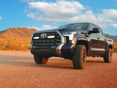 Lazer Lamps Kühlergrill-Kit Toyota Tundra Platinum 2022+ inkl. 2x Triple-R 850 Standard